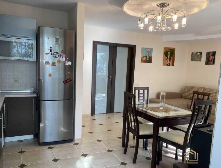 продажа трехкомнатной квартиры номер A-174009 в Киевском районе, фото номер 9